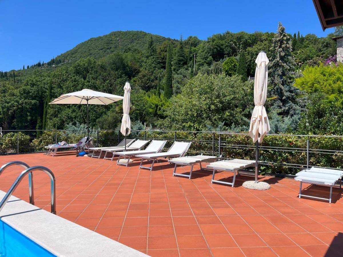 Feli Holiday Home - Panoramic Pool Lake View In Гардоне-Рив'єра Екстер'єр фото