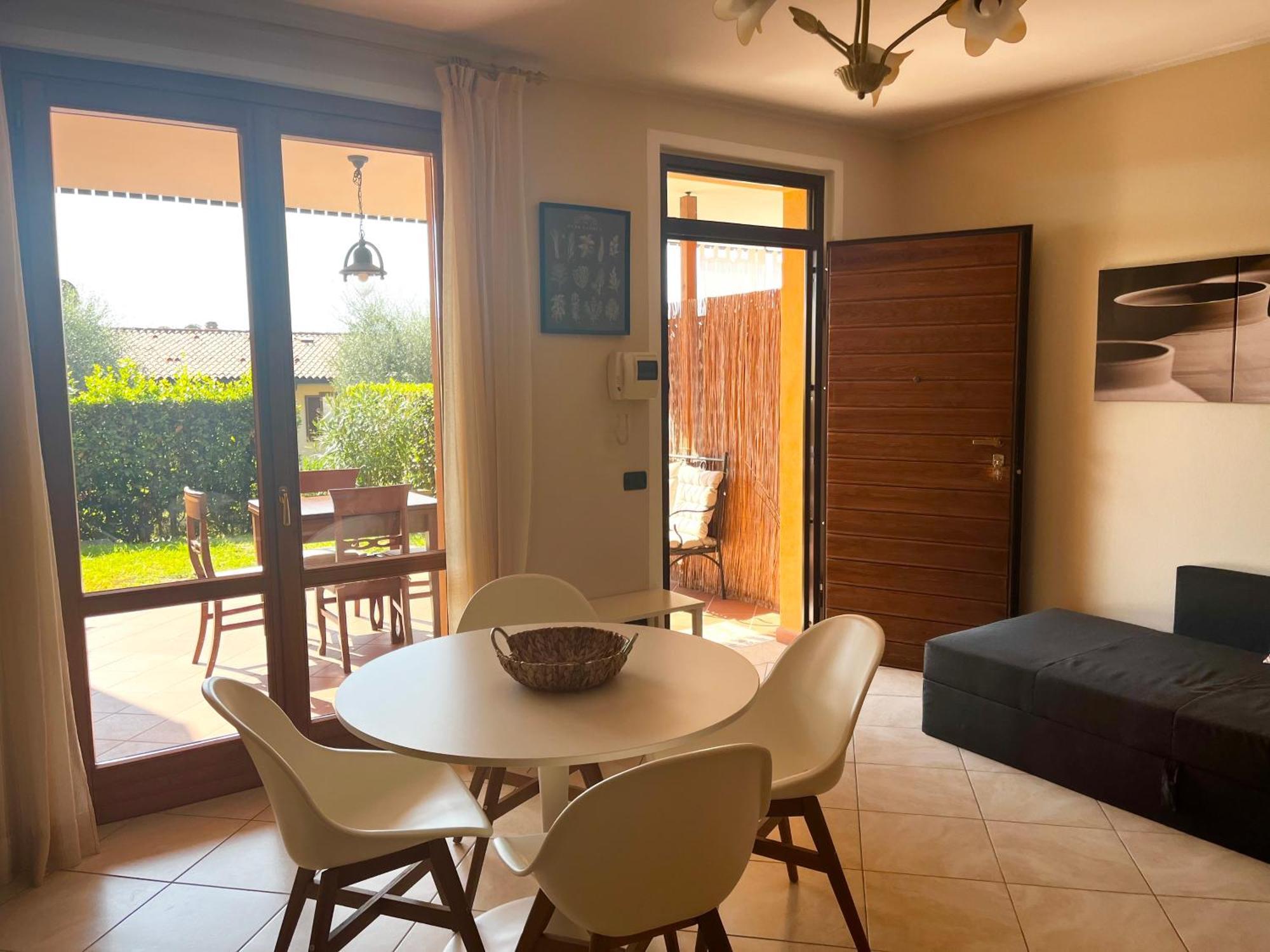 Feli Holiday Home - Panoramic Pool Lake View In Гардоне-Рив'єра Екстер'єр фото