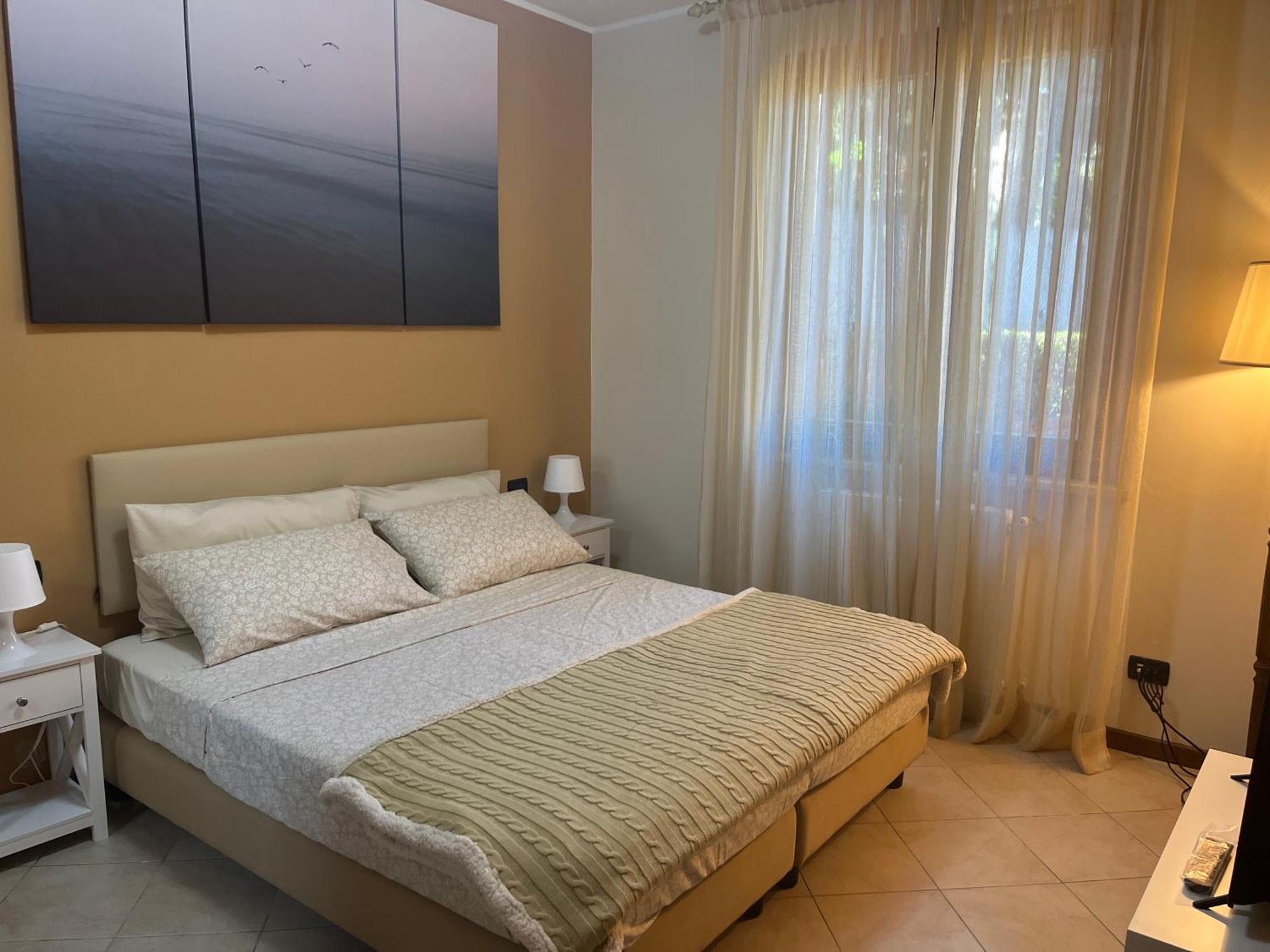 Feli Holiday Home - Panoramic Pool Lake View In Гардоне-Рив'єра Екстер'єр фото